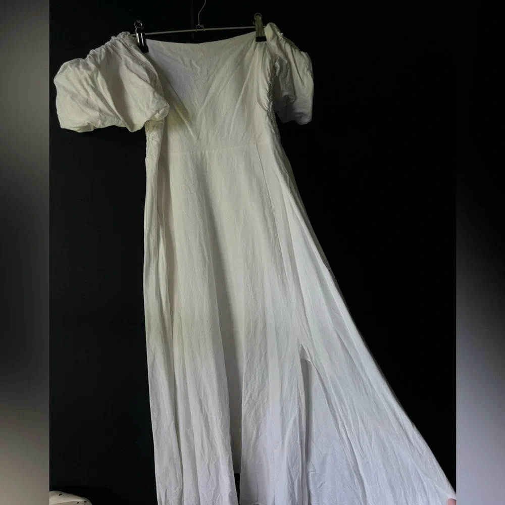 Astr the label white puff sleeve midi dress - Picture 2 of 4